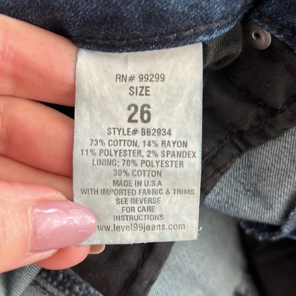Level 99 Liza skinny Jean in dark wash, size 26/2 - Picture 3 of 3